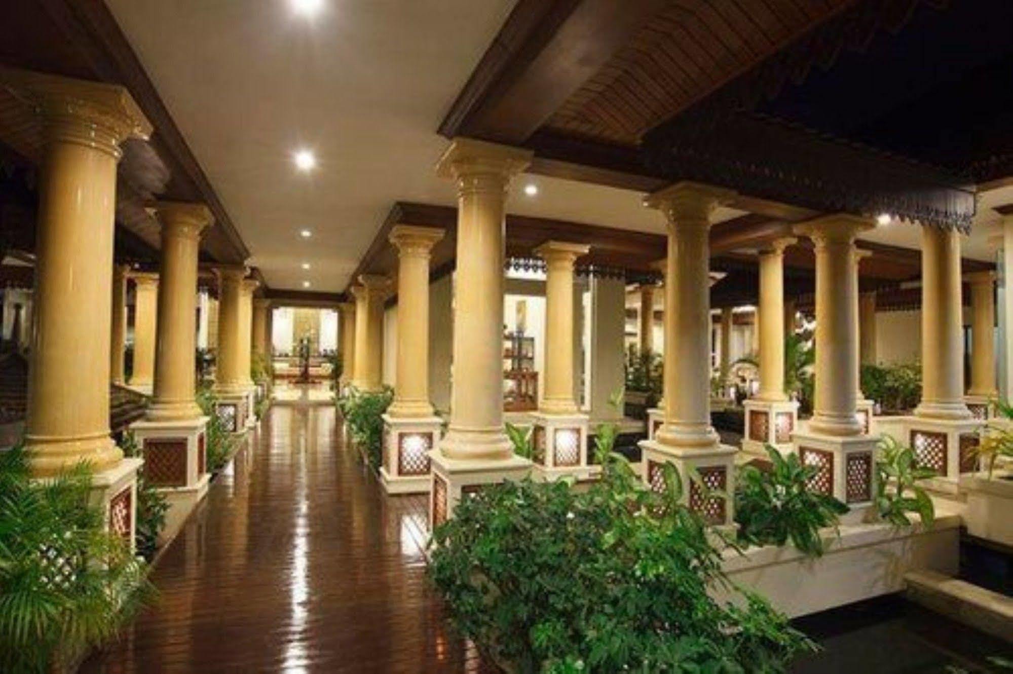 The Hotel Amara Nay Pyi Taw Naypyidaw Exterior foto