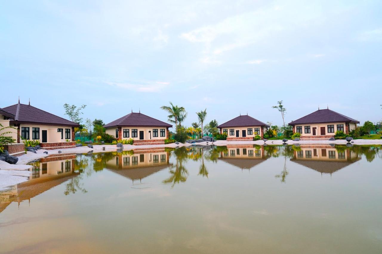 The Hotel Amara Nay Pyi Taw Naypyidaw Exterior foto